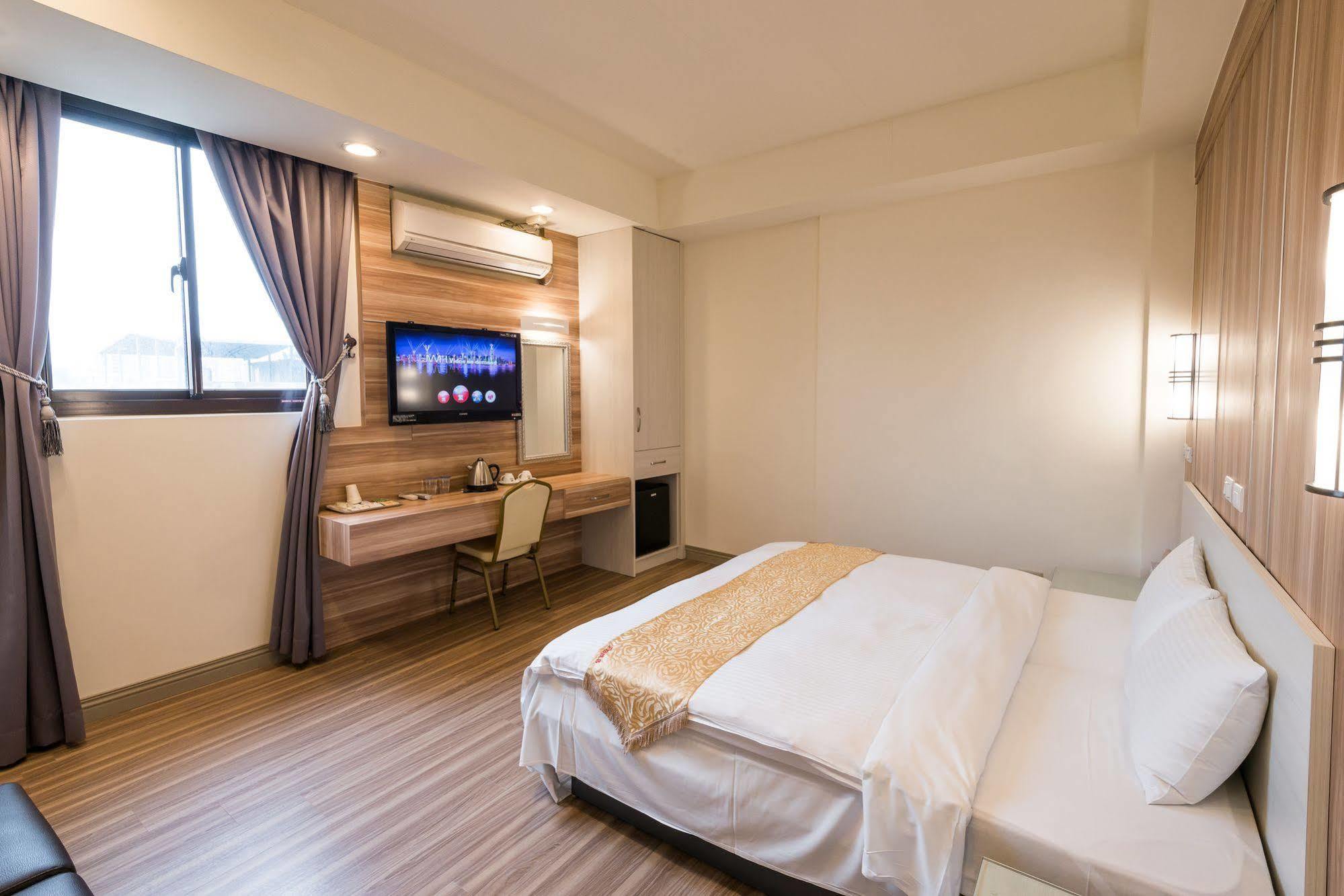 Chengdian Hotel Taipei Exterior photo