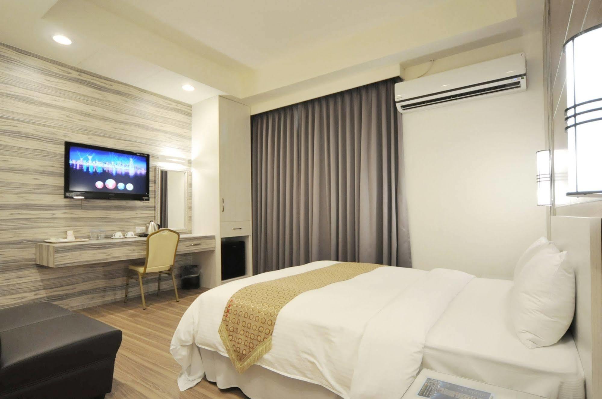 Chengdian Hotel Taipei Exterior photo